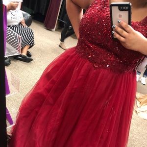 Red Prom dress
